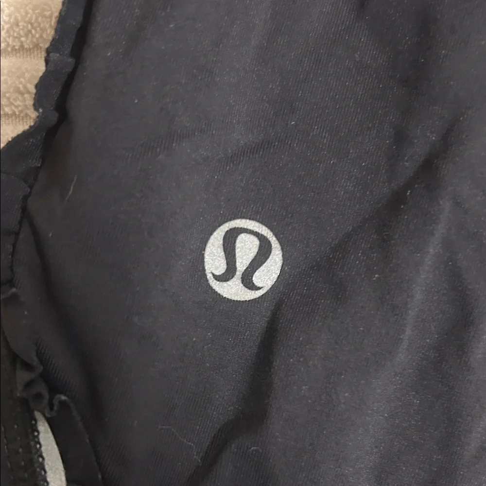 lululemon athletica comfortable black